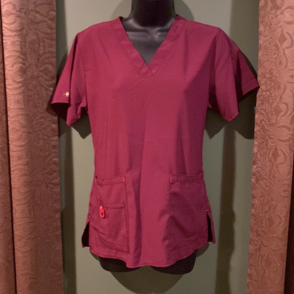 Carhartt Force Scrub Shirt in Wine